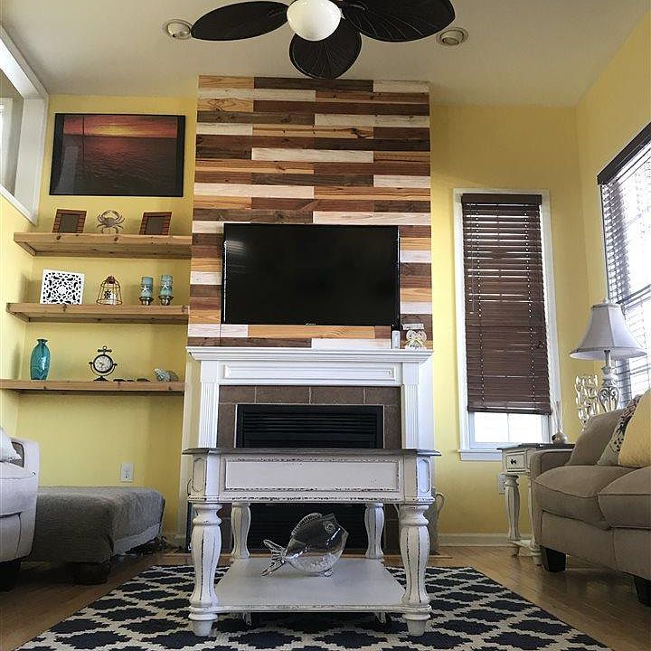 2nd image of 713 Moore Ave