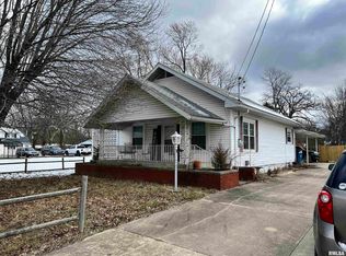 628 Fairfield Rd, Mount Vernon, IL 62864