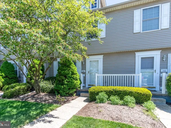 144 Birchtree Ct, State College, PA 16801