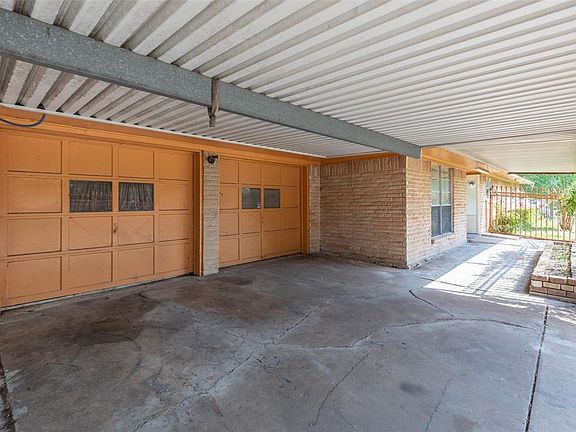 4th image of 10803 Green Arbor Dr