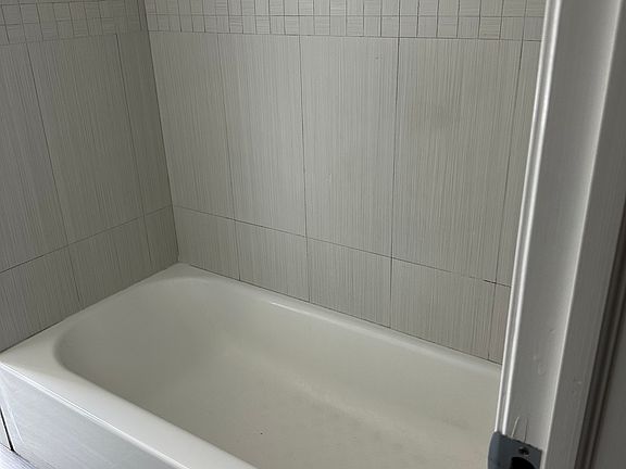 3rd image of 1224 Snyder Ave Floor 2