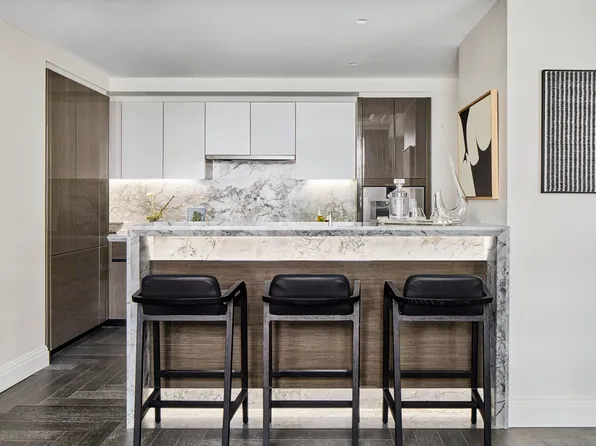 301 Park Avenue 2022 image 3 of 29