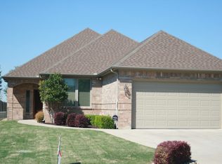 6948 Stockton Dr, Fort Worth, TX 76132