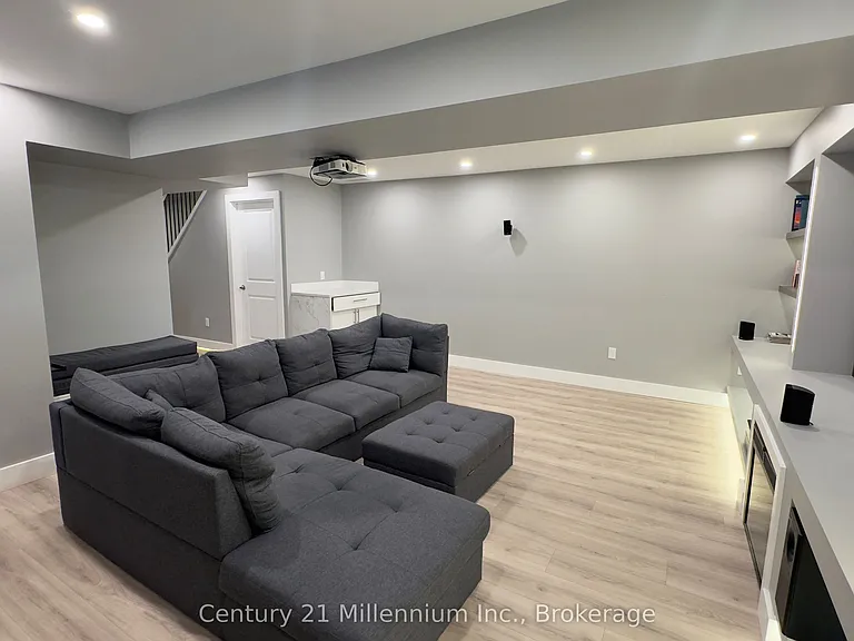 142 Red Pine St — Photo 37