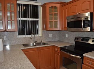 15149 NW 1st St, Pembroke Pines, FL 33028