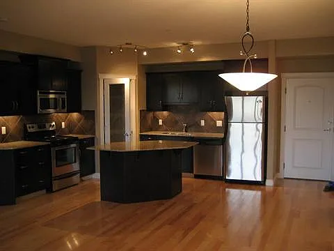 12408 15th Ave SW #1A — Photo 2