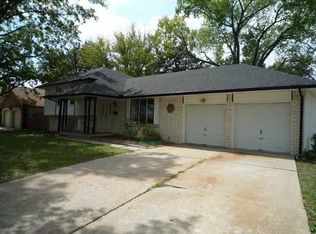 1147 S Royal Rd, Wichita, KS 67207