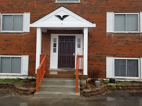 7 Renshaw Ave #4 Photo 1