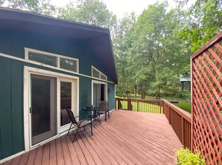 324 Bumblebee Pass, Cresco, PA 18326