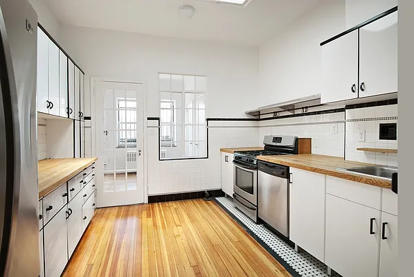 Rented by Town Residential | media 1
