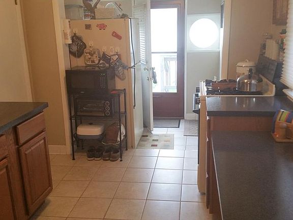 5th image of 1426 E Tabor St