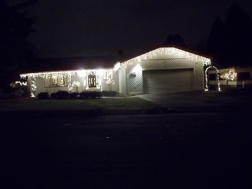 1st image of 1105 SE 104th Ave