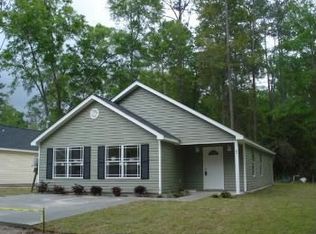 89 Chickat Trl, Crawfordville, FL 32327