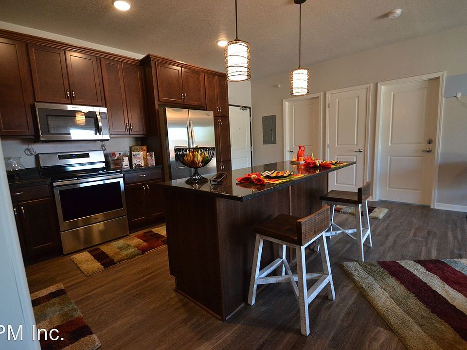 1st image of 301 S 4th St Unit 205