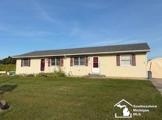 8757-8765 Sams Dr, Maybee, MI 48159