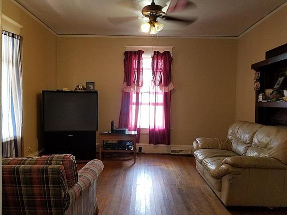 4th image of 1202 Stewart Ave SE