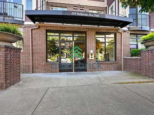 124 Bellevue Ave E, Seattle, WA