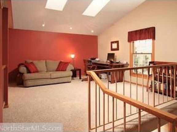 5th image of 1670 Rosehill Cir