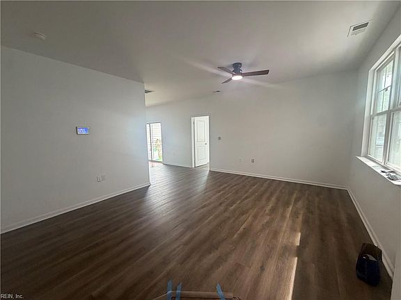 5th image of 1440 Rollesby Way