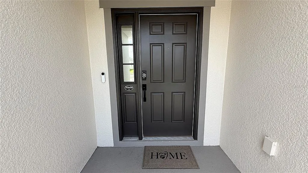 4 bed, 2.0 bath, 2074 sqft, $2,250 — Photo 3