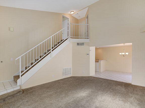 5th image of 2836 Shannon Cove Dr
