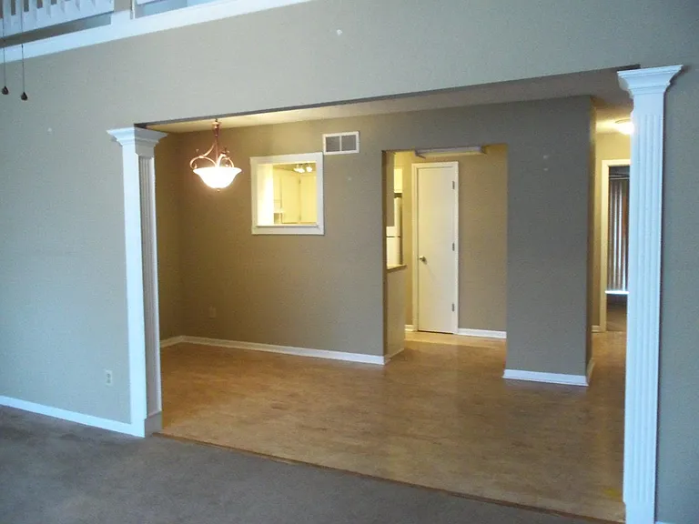 1414 Martway Cir #B — Photo 5