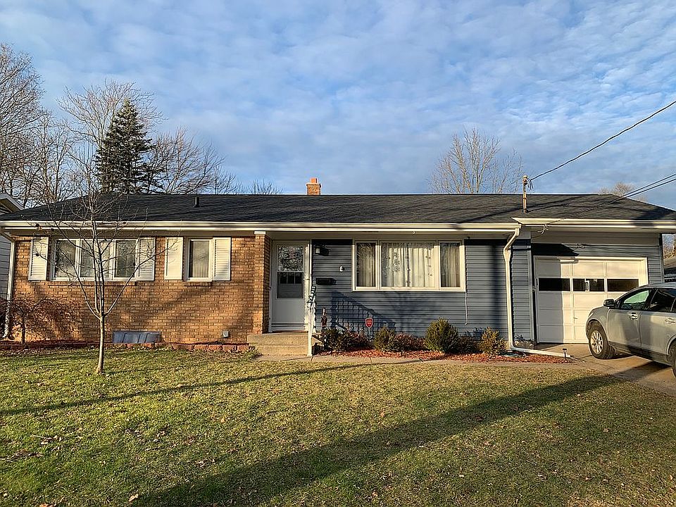 1st image of 221 Kingman Ave E