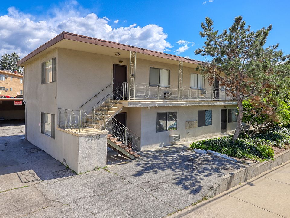 1st image of 3906 La Crescenta Ave #11381975