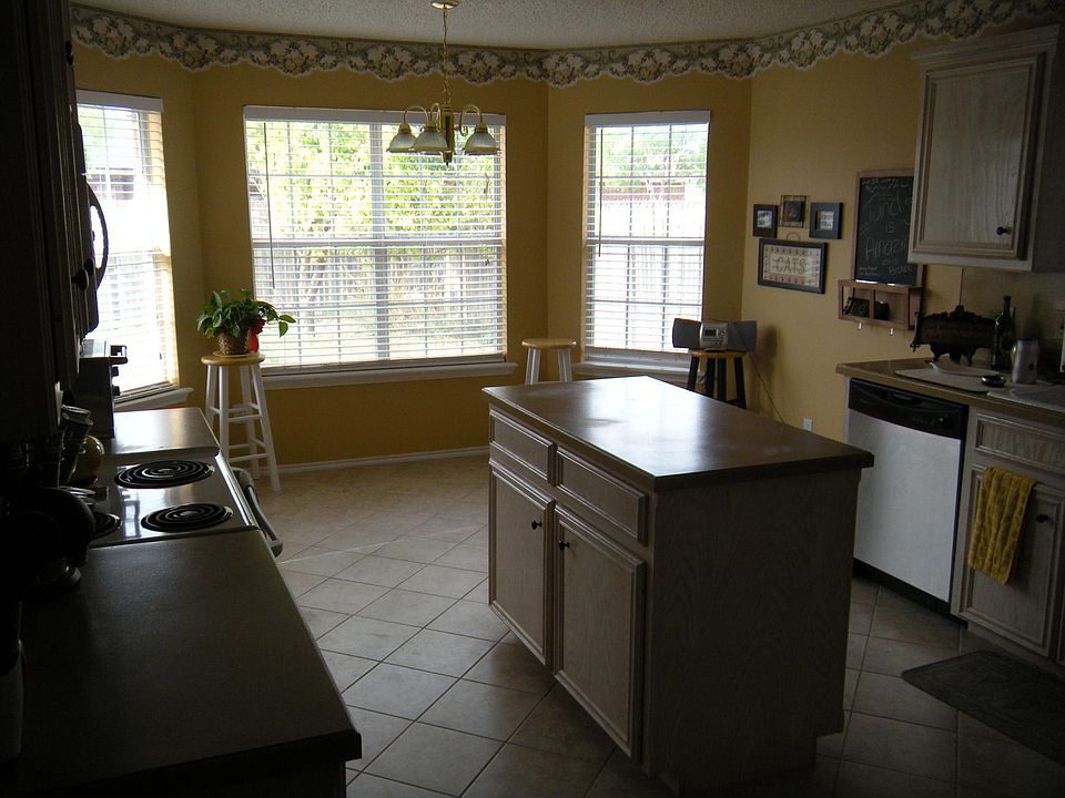 2nd image of 6112 8th St