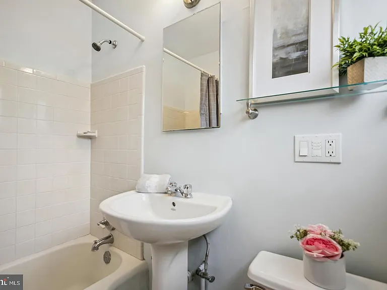 3139 Martha Custis Dr — Photo 12