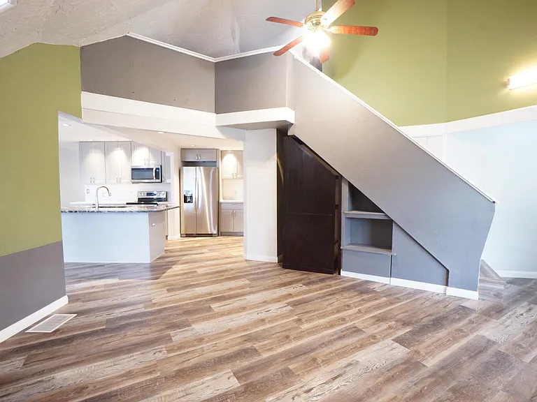 4903 E Virginia Ave — Photo 3