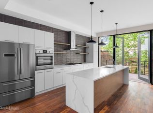 38 Kossuth Pl, Brooklyn, NY 11221