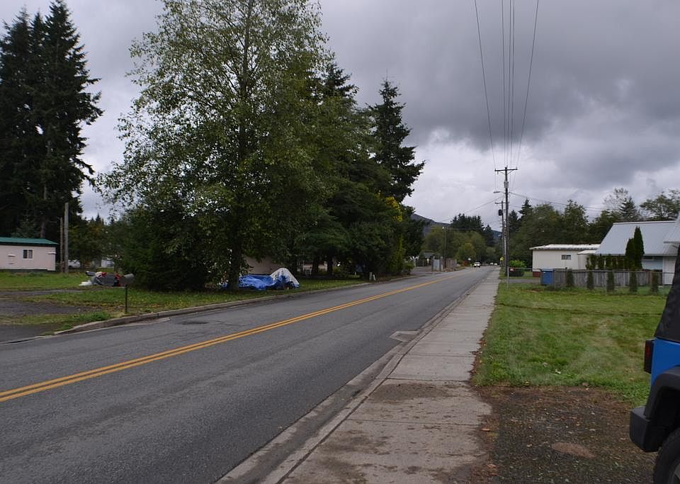2nd image of 650 Calawah Way