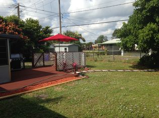 8531 NW 10th St, Pembroke Pines, FL 33024