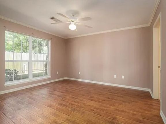 5th image of 545 Versailles Blvd APT A