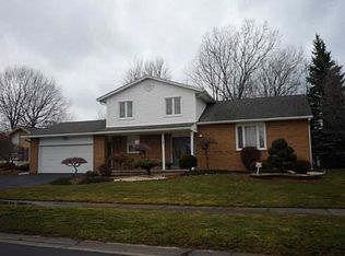 115 Granada Cir, Rochester, NY 14609