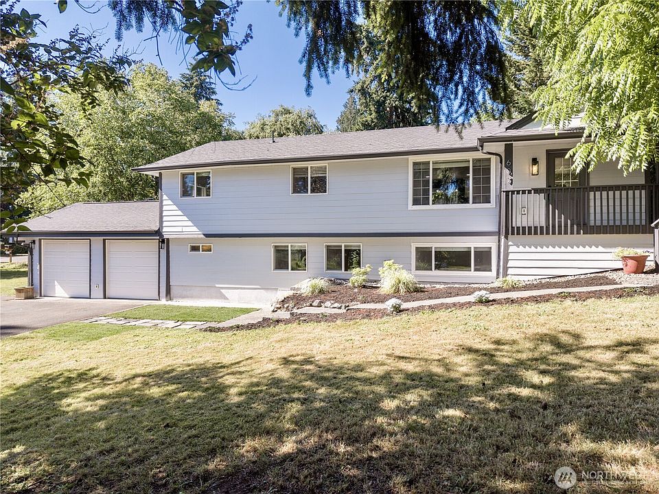 1st image of 607 244th Street SW