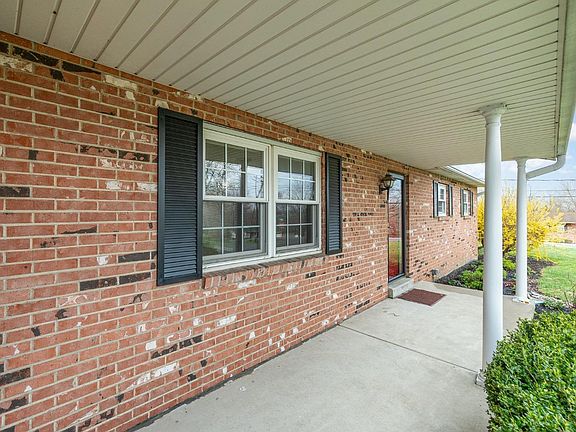 4th image of 7003 Spruce Hill Cir