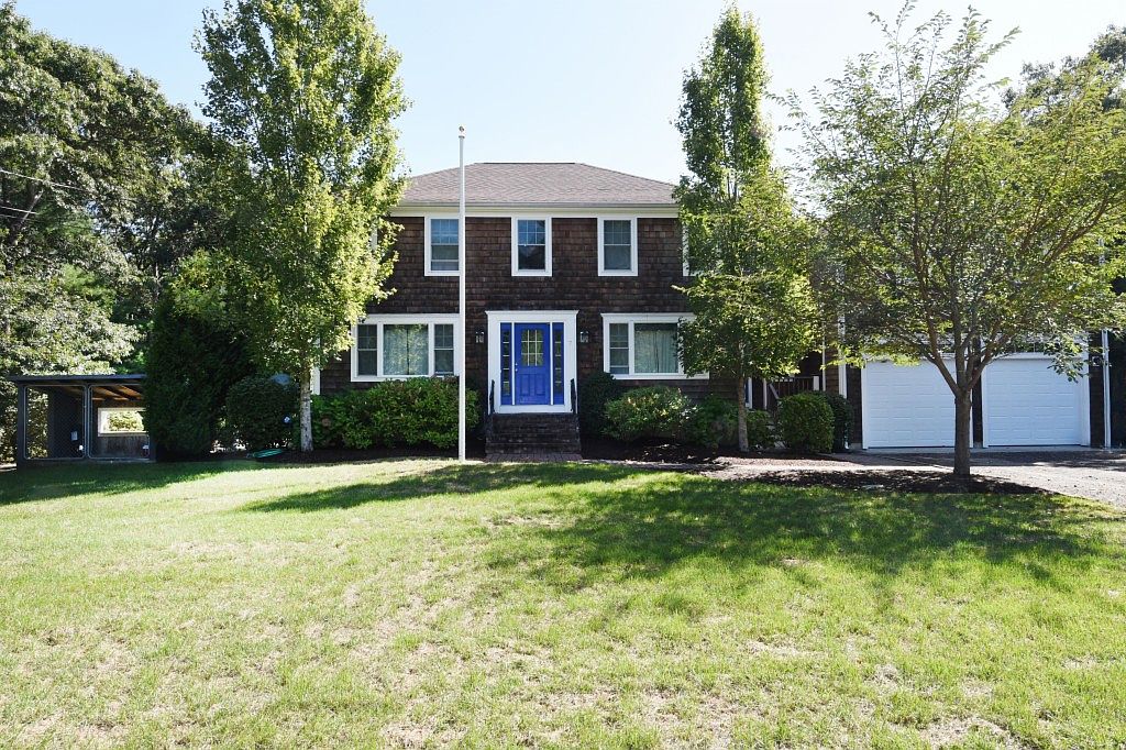 7 Surrey Dr Carver Ma 02330 Zillow