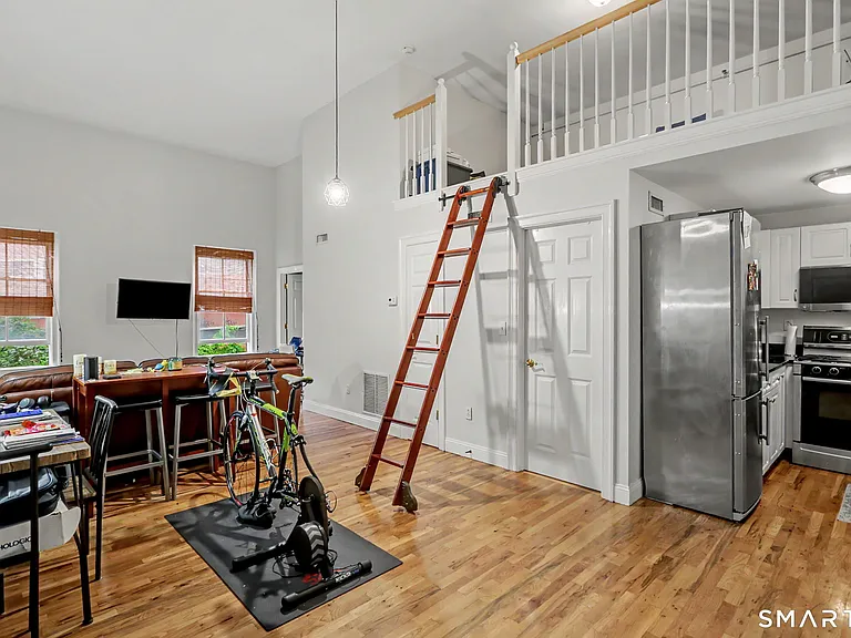 16-18 Ann St #35 — Photo 6