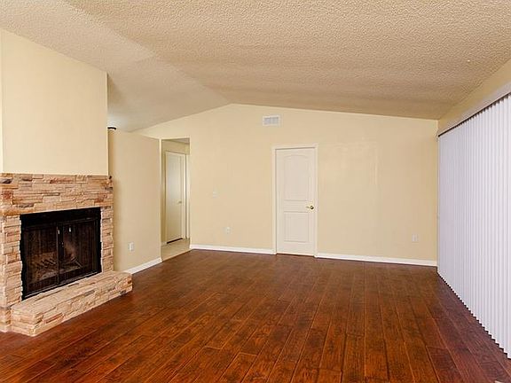 2nd image of 3130 Cross Fox Dr