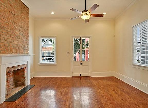 2nd image of 1824 Dauphine St