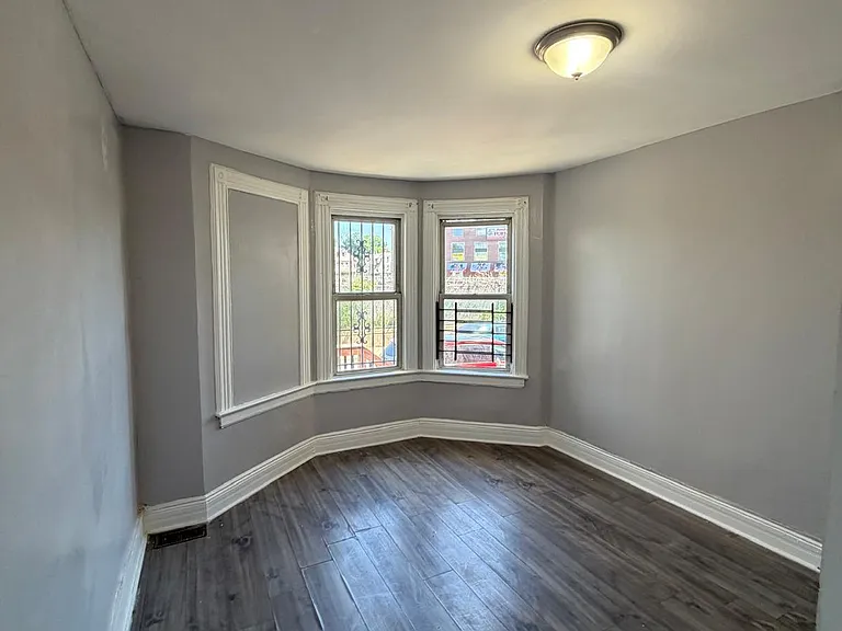 51 Washington Ave #1 — Photo 2
