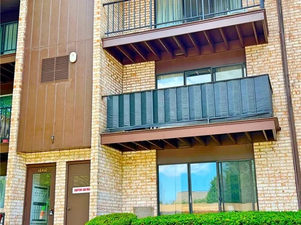 16410 Heather Ln APT 204, Cleveland, OH 44130