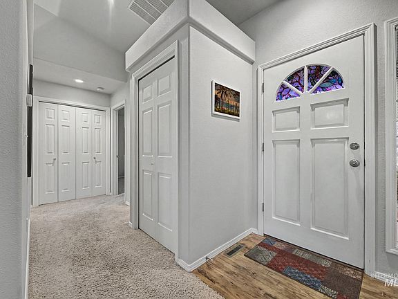 3rd image of 10411 W Rifleman St