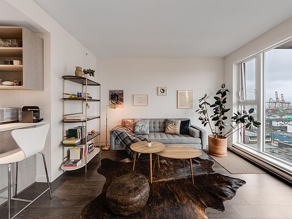 5th image of 983 Hastings St E #804