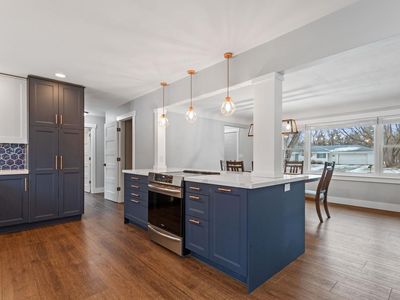 13704 Thomas Ave S, Burnsville, MN, 55337