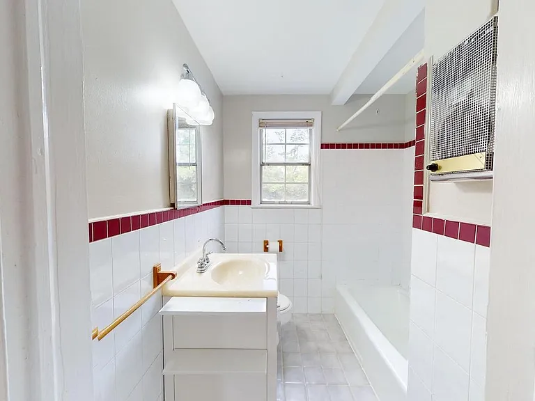 6512 Potomac Ave #A1 — Photo 15