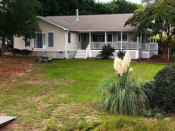 2nd image of 186 Spriggs Ln