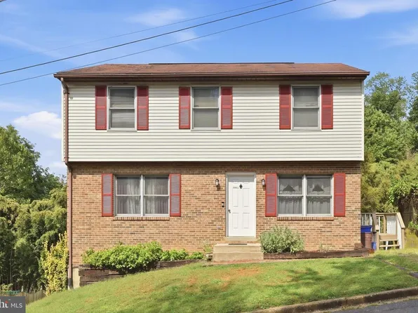 11 W E St, Brunswick, MD 21716